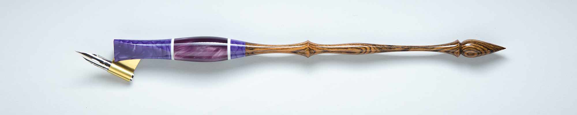 Oblique Pen Holder Image Oblique Pen Holder Image