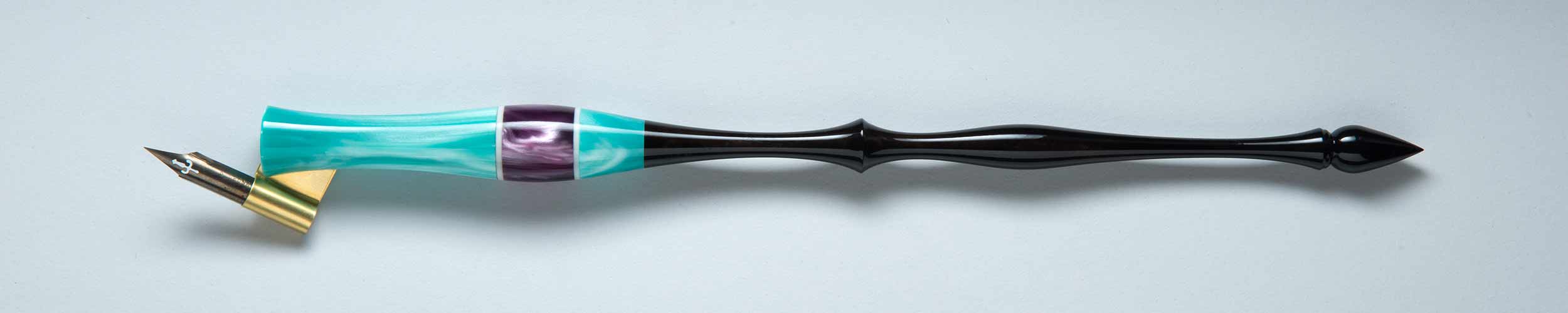 Oblique Pen Holder Image Oblique Pen Holder Image