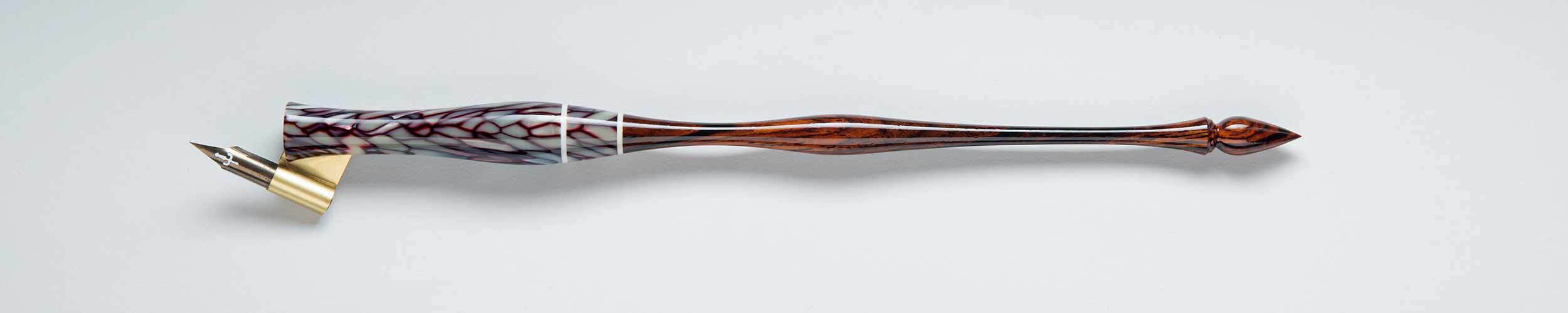 Oblique Pen Holder Image Oblique Pen Holder Image