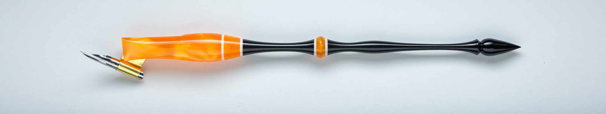 Oblique Pen Holder Image Oblique Pen Holder Image