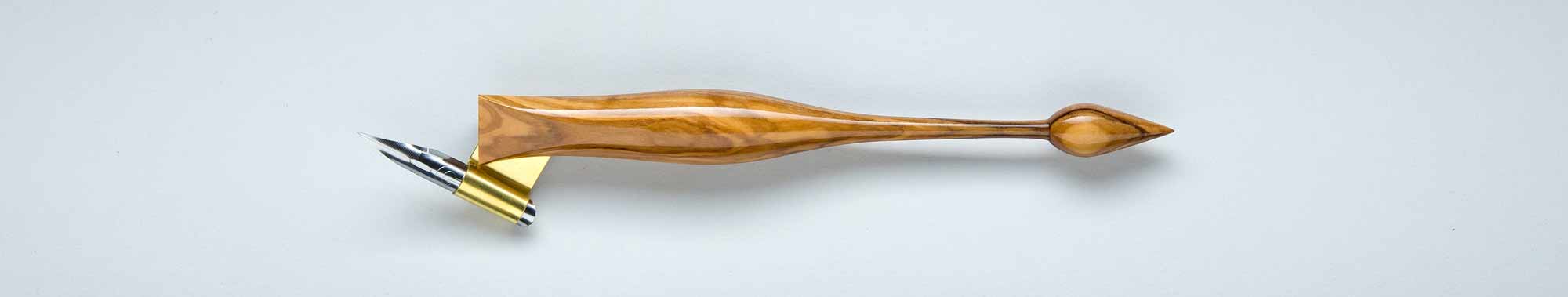 Oblique Pen Holder Image Oblique Pen Holder Image