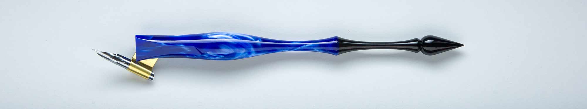 Oblique Pen Holder Image Oblique Pen Holder Image