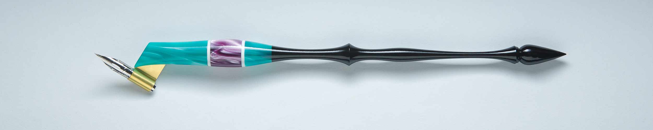 Oblique Pen Holder Image Oblique Pen Holder Image