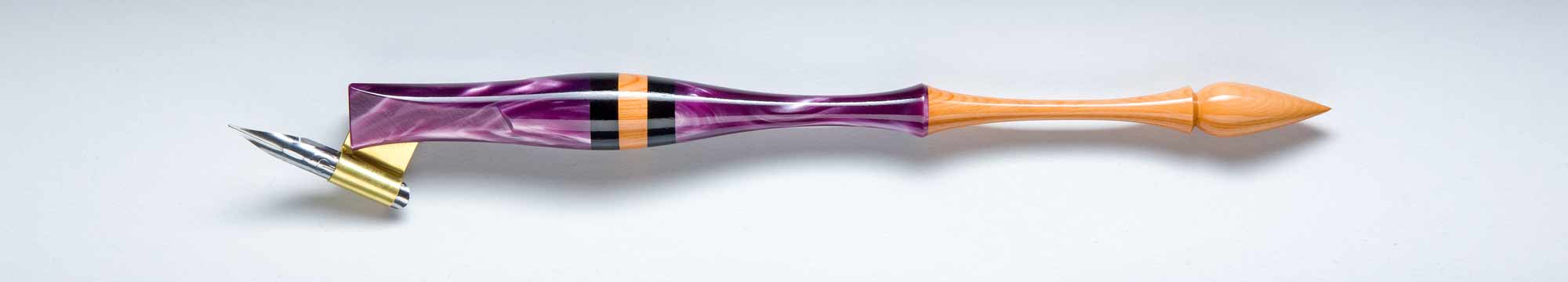 Oblique Pen Holder Image Oblique Pen Holder Image