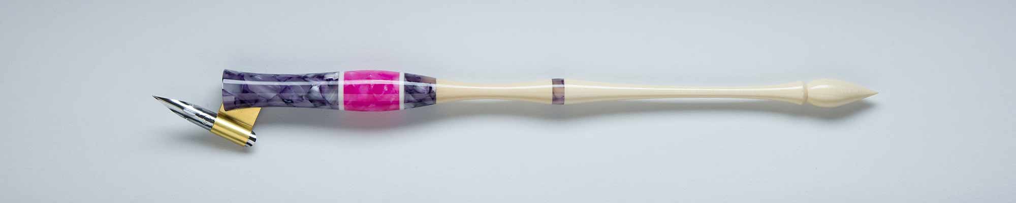 Oblique Pen Holder Image Oblique Pen Holder Image