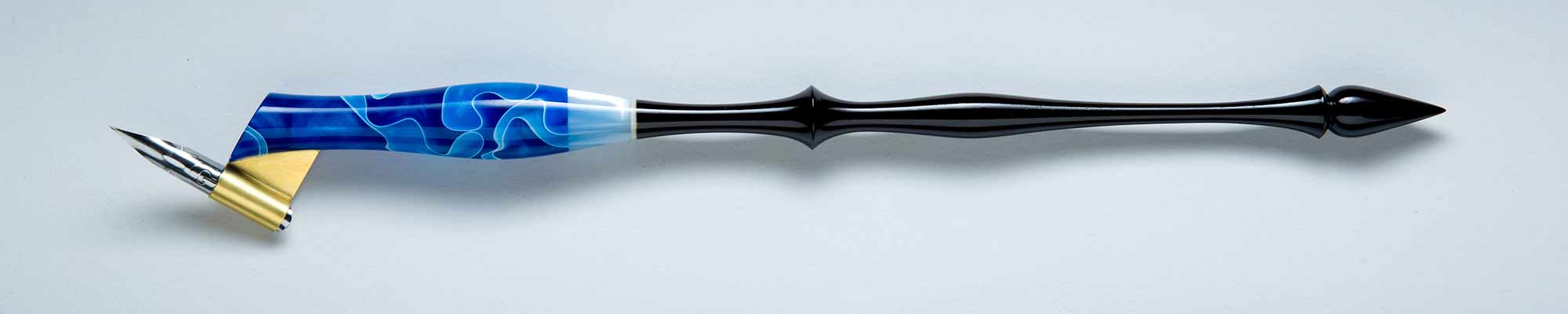 Oblique Pen Holder Image Oblique Pen Holder Image