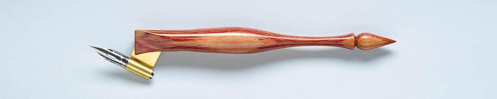 Oblique Pen Holder Image Oblique Pen Holder Image