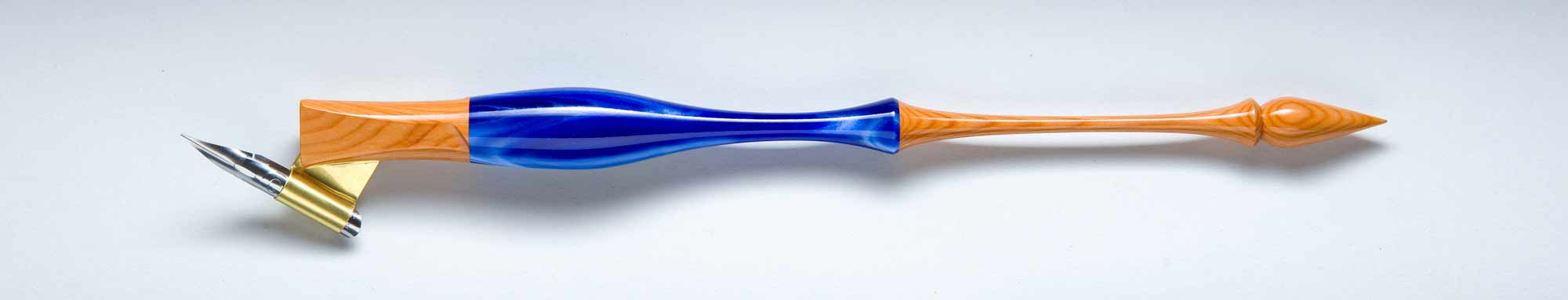 Oblique Pen Holder Image Oblique Pen Holder Image