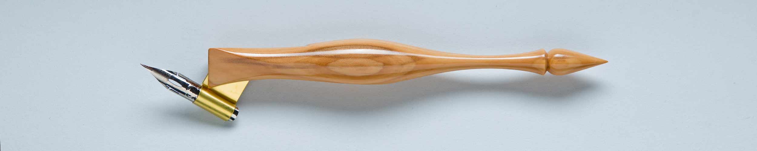 Oblique Pen Holder Image Oblique Pen Holder Image