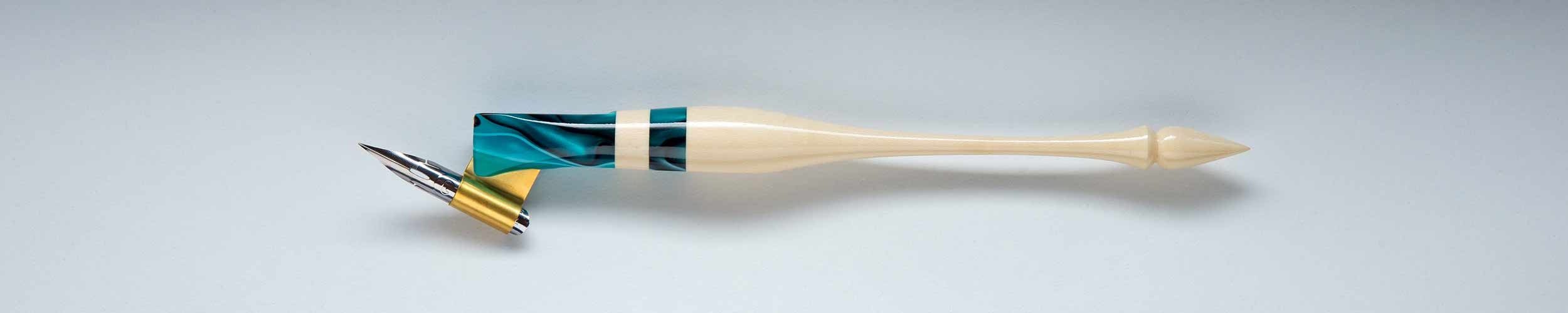 Oblique Pen Holder Image Oblique Pen Holder Image