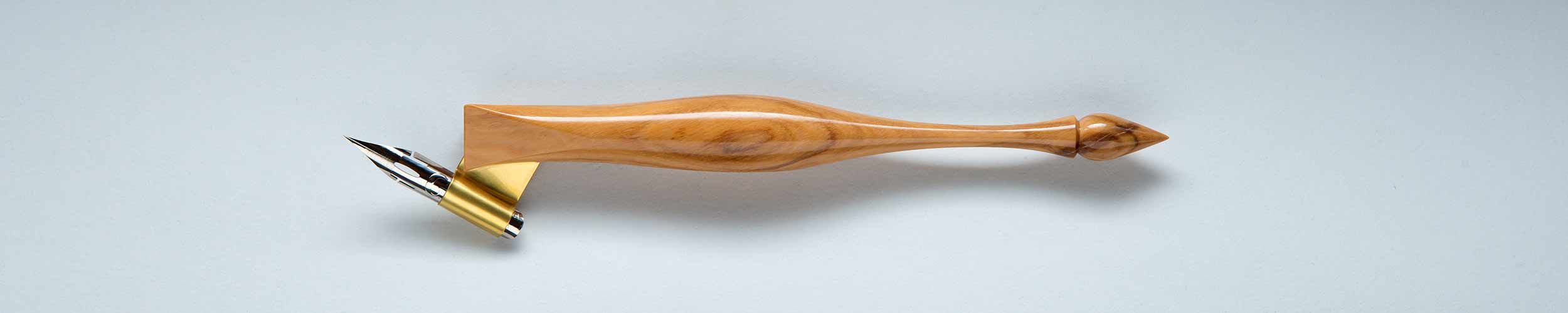 Oblique Pen Holder Image Oblique Pen Holder Image