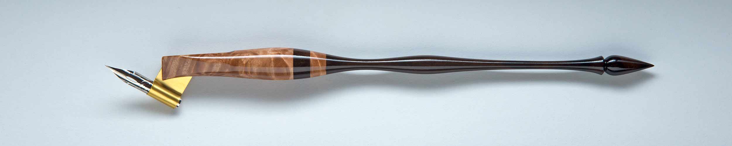 Oblique Pen Holder Image Oblique Pen Holder Image