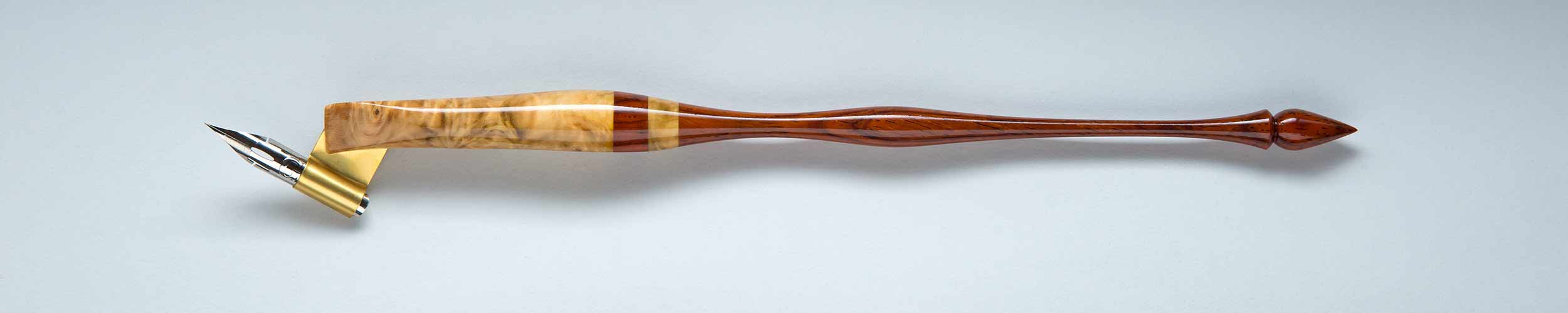 Oblique Pen Holder Image Oblique Pen Holder Image