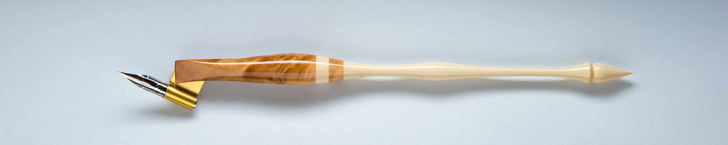 Oblique Pen Holder Image Oblique Pen Holder Image