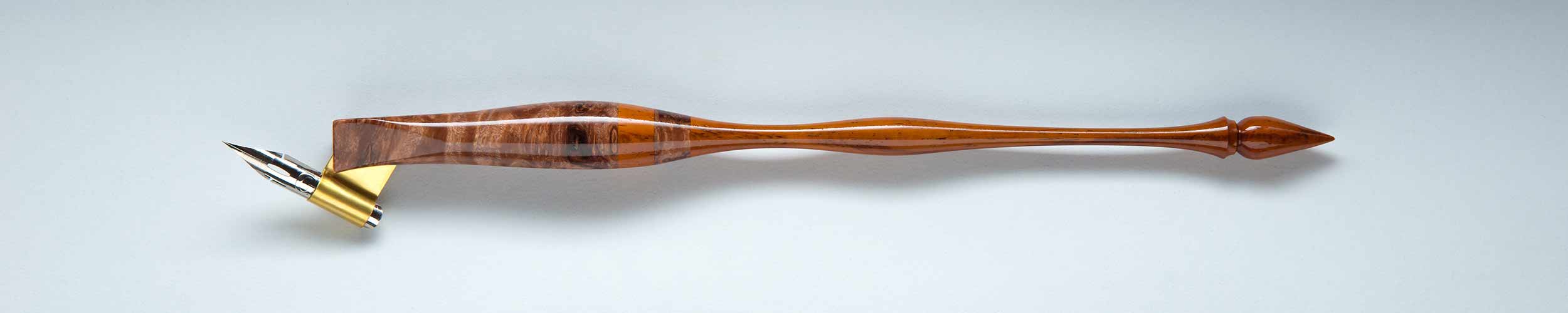Oblique Pen Holder Image Oblique Pen Holder Image