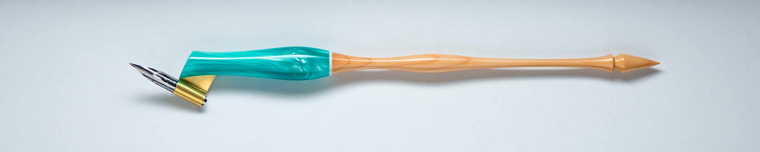Oblique Pen Holder Image Oblique Pen Holder Image