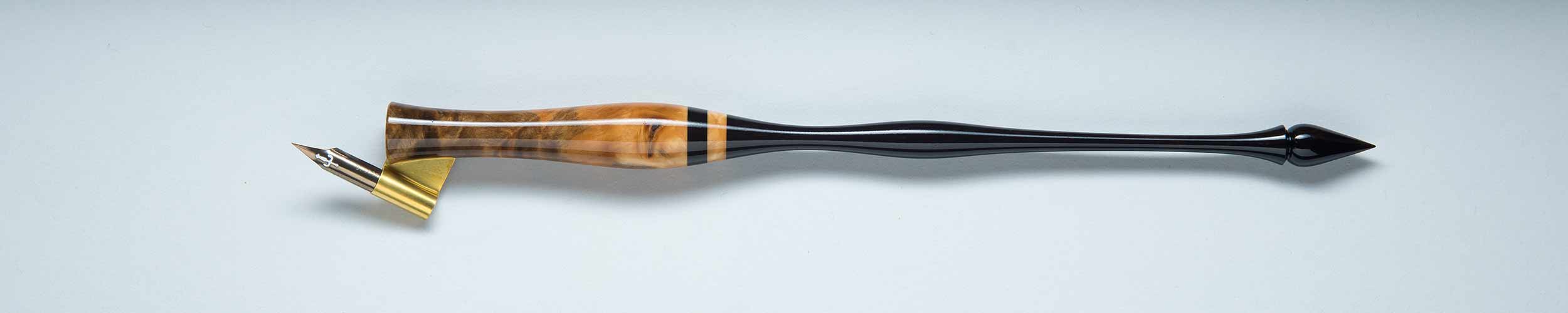 Oblique Pen Holder Image Oblique Pen Holder Image