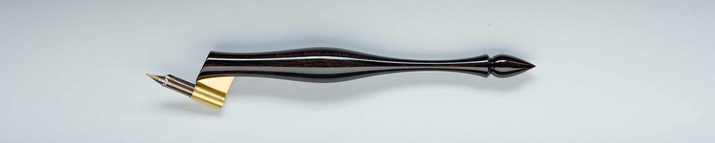 Oblique Pen Holder Image Oblique Pen Holder Image
