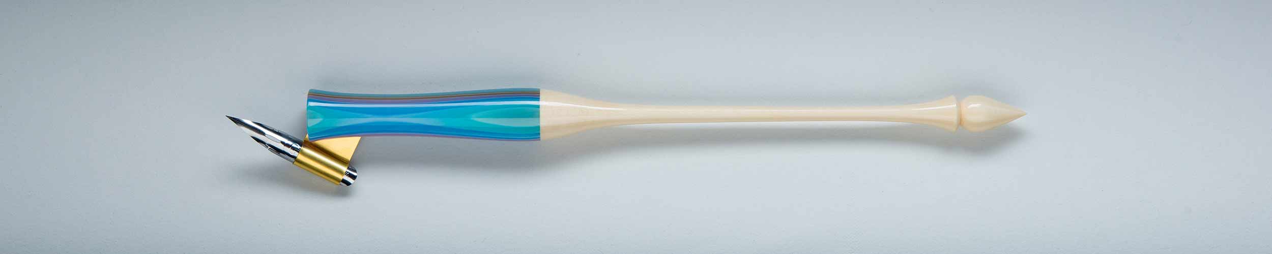 Oblique Pen Holder Image Oblique Pen Holder Image