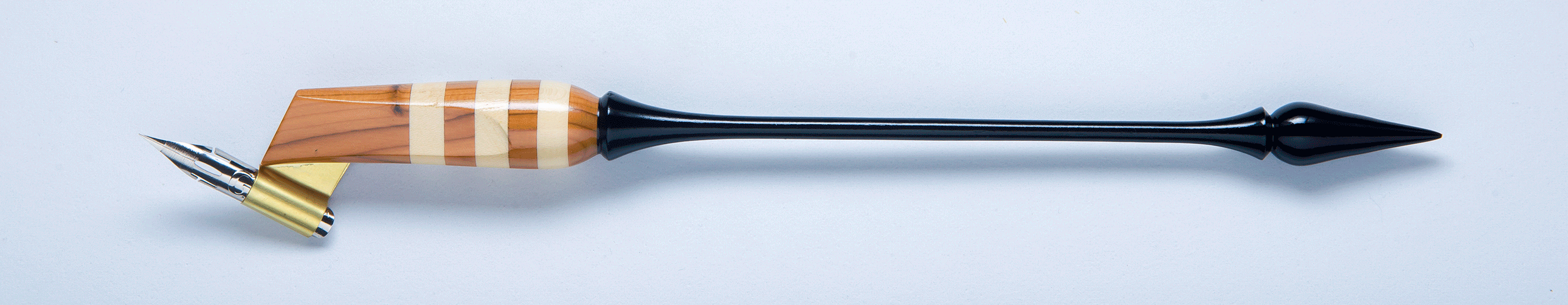 Oblique Pen Holder
